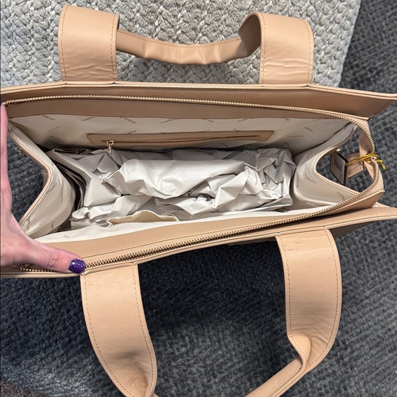 Bebe Nude Tote Bag - Picture 7 of 7